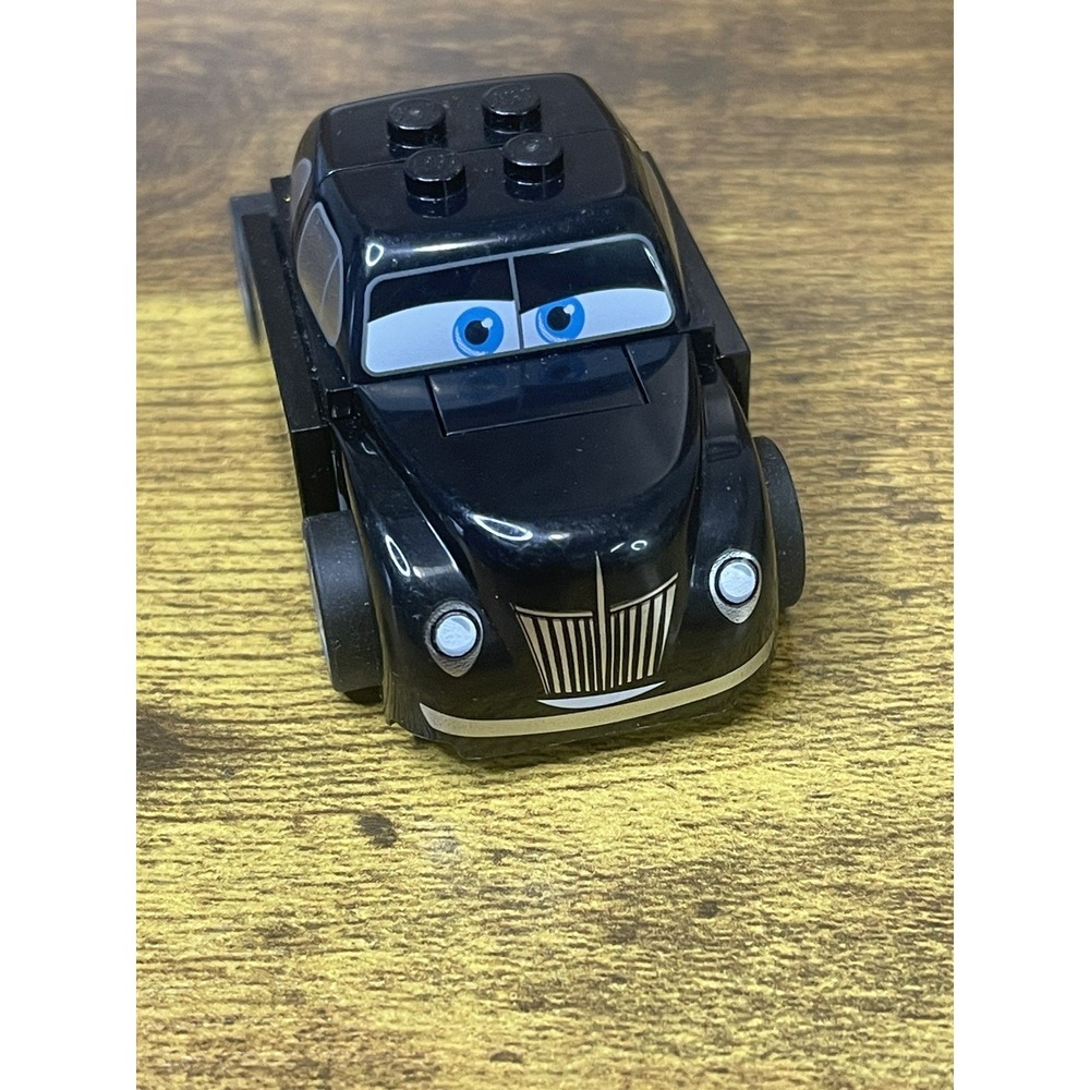 LEGO Black Moon 2017 Cars Lightning McQueen Juniors Disney‎ Pixar 10743 P21